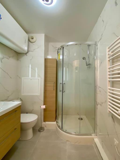 Suite Maximilien Near Disneyland Биси Сен Жорж Екстериор снимка