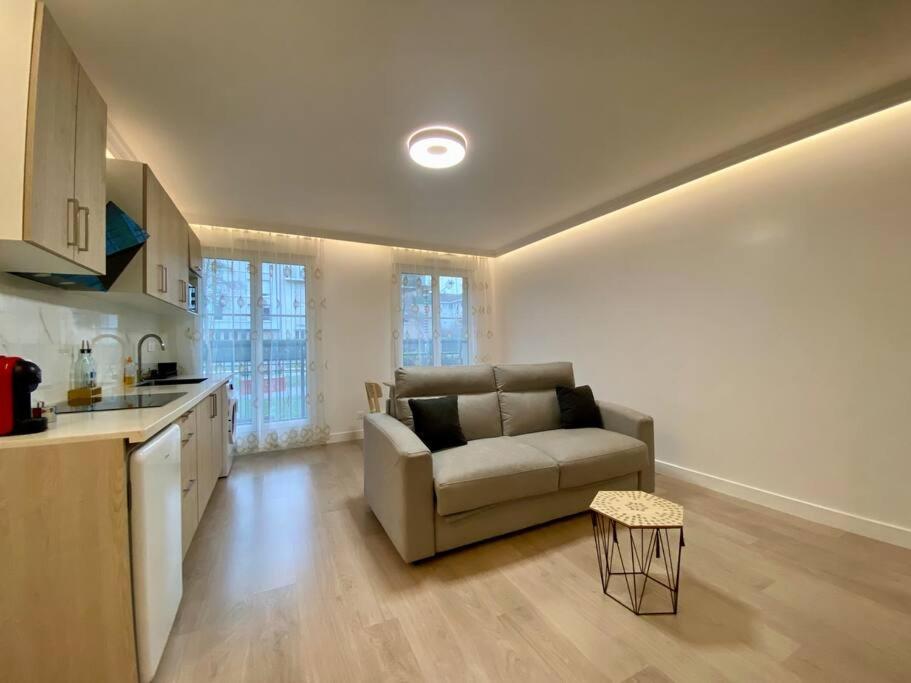 Suite Maximilien Near Disneyland Биси Сен Жорж Екстериор снимка